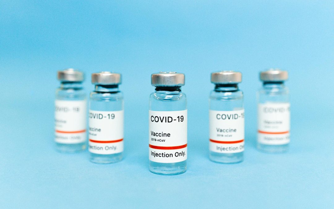 De ce transportul de vaccinuri se face în containere speciale chiar și în interiorul dubei frigorifice