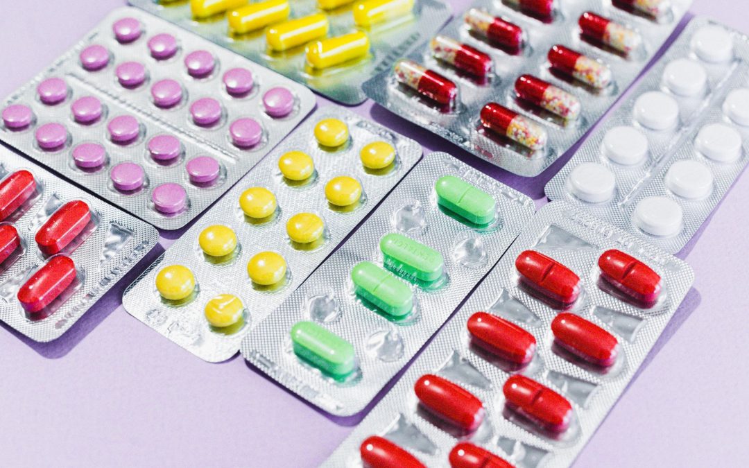 De ce transportul de produse farmaceutice necesită un sistem de alertă prin e-mail și SMS