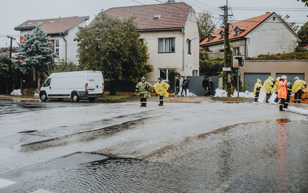 Știați că panourile de izolație se pot „umfla” dacă aerisirea lor nu este făcută corect