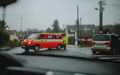 De ce e bine să aveți un set de siguranțe de rezervă în torpedoul mașinii